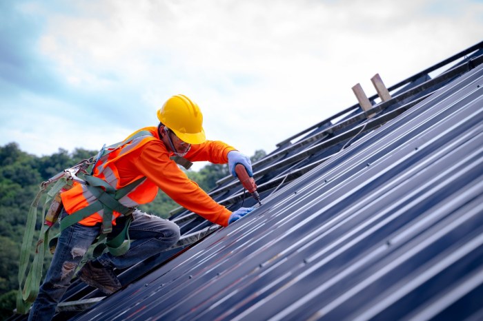 5 Reasons You May Need To Hire A Metal Roofing Contractor - The ...